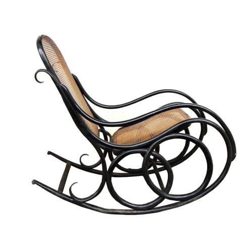  Thonnet , dondolo, in faggio curvato e laccato nero, Bentwood rocking chair N° 4, anno 1880